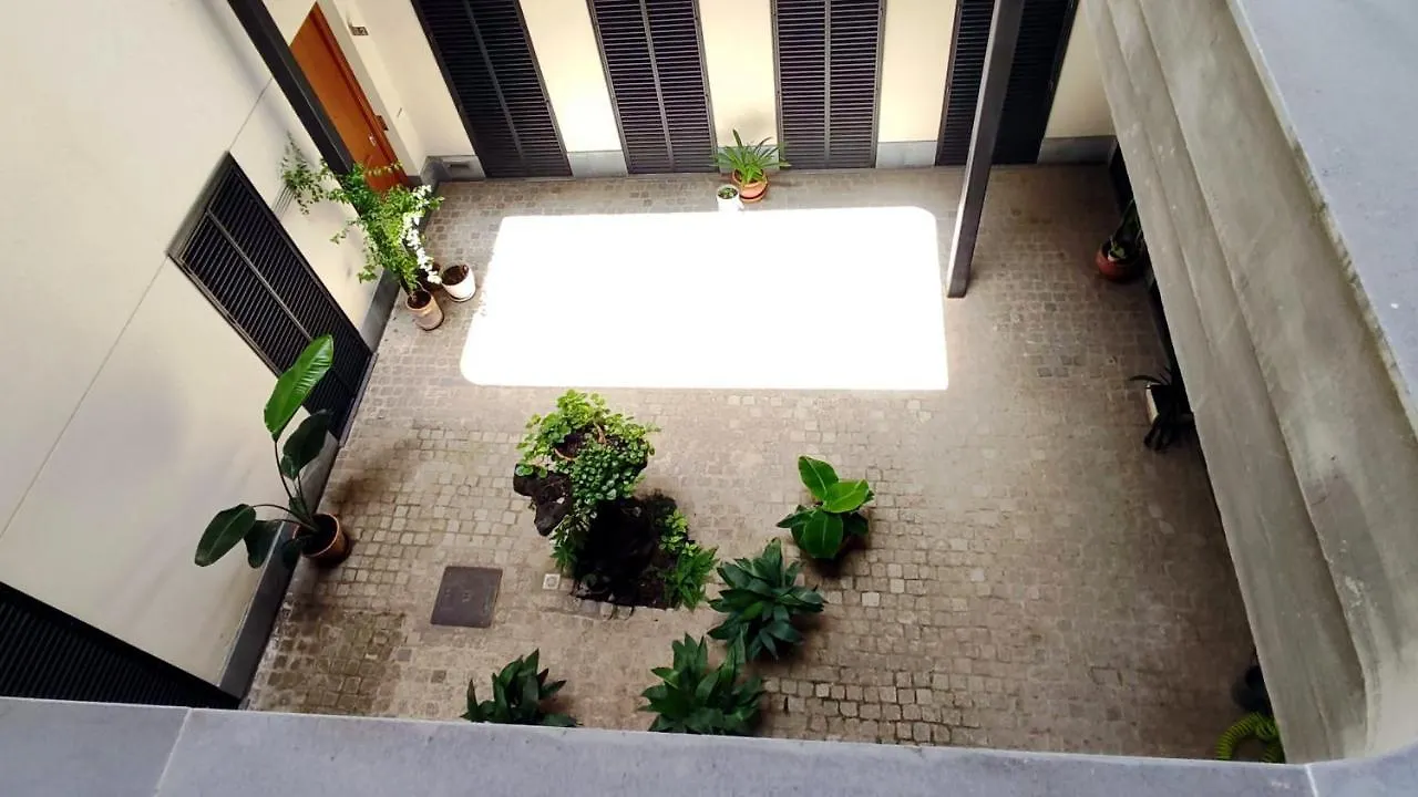 Selecta Elegante Apartamento Con Patio En Centro Historico Seville